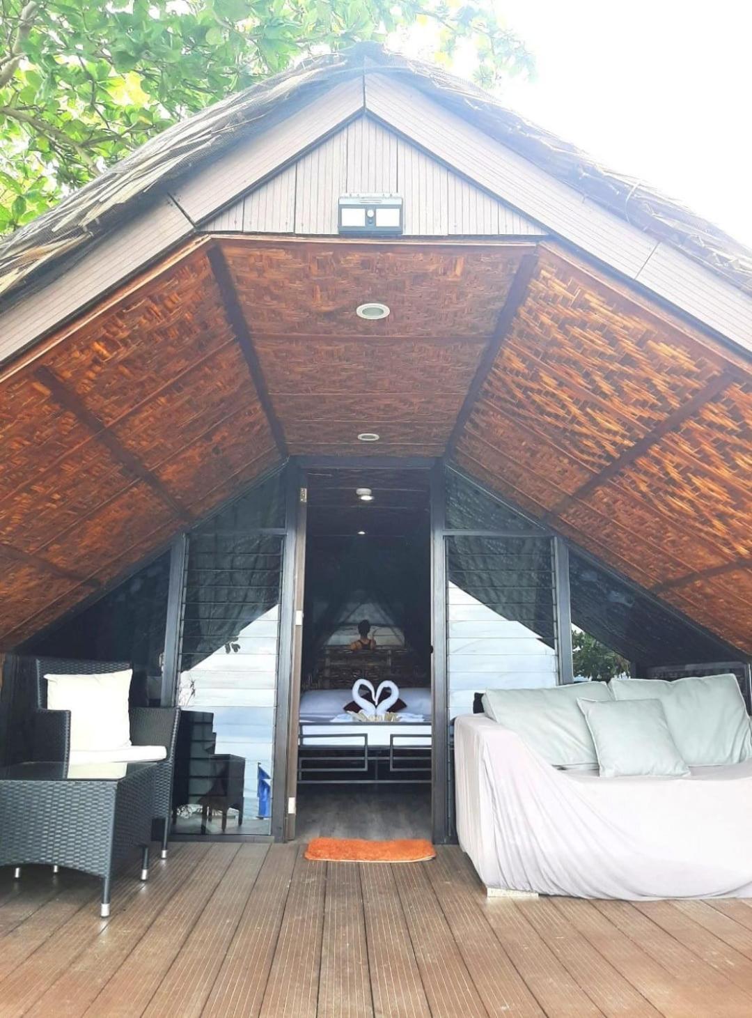 Jush Native And Glamping Hotel Dauis Екстериор снимка