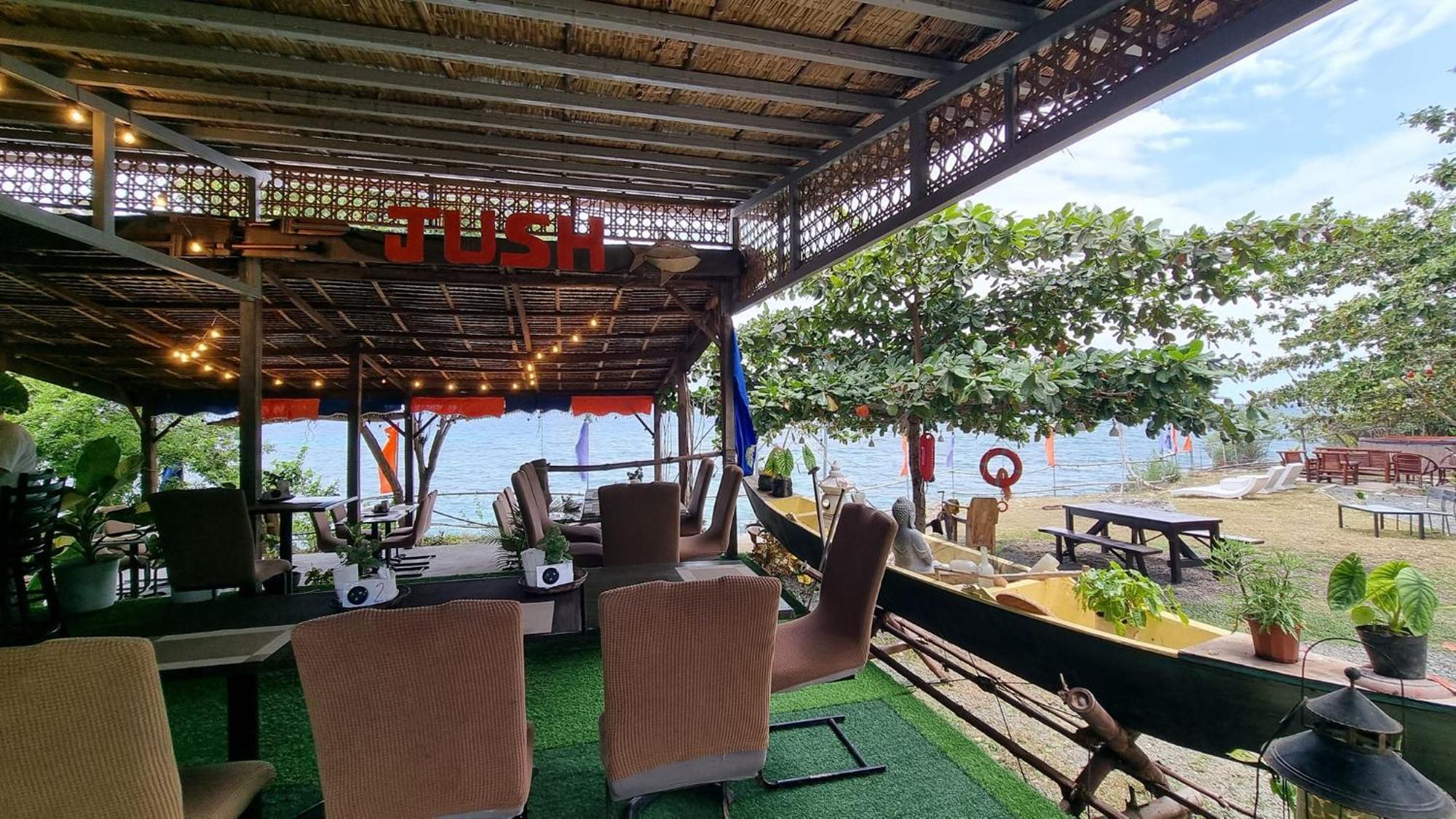 Jush Native And Glamping Hotel Dauis Екстериор снимка