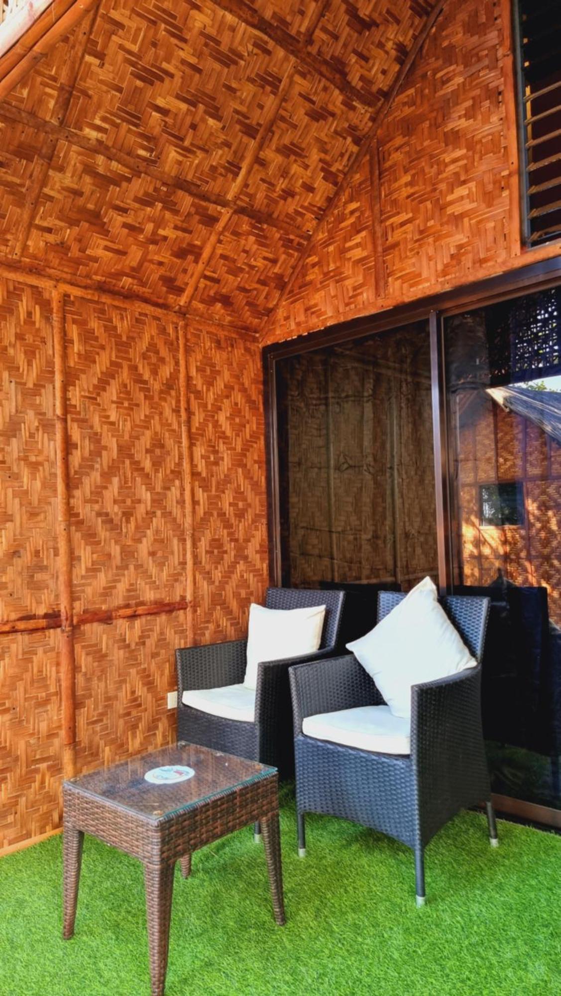 Jush Native And Glamping Hotel Dauis Екстериор снимка