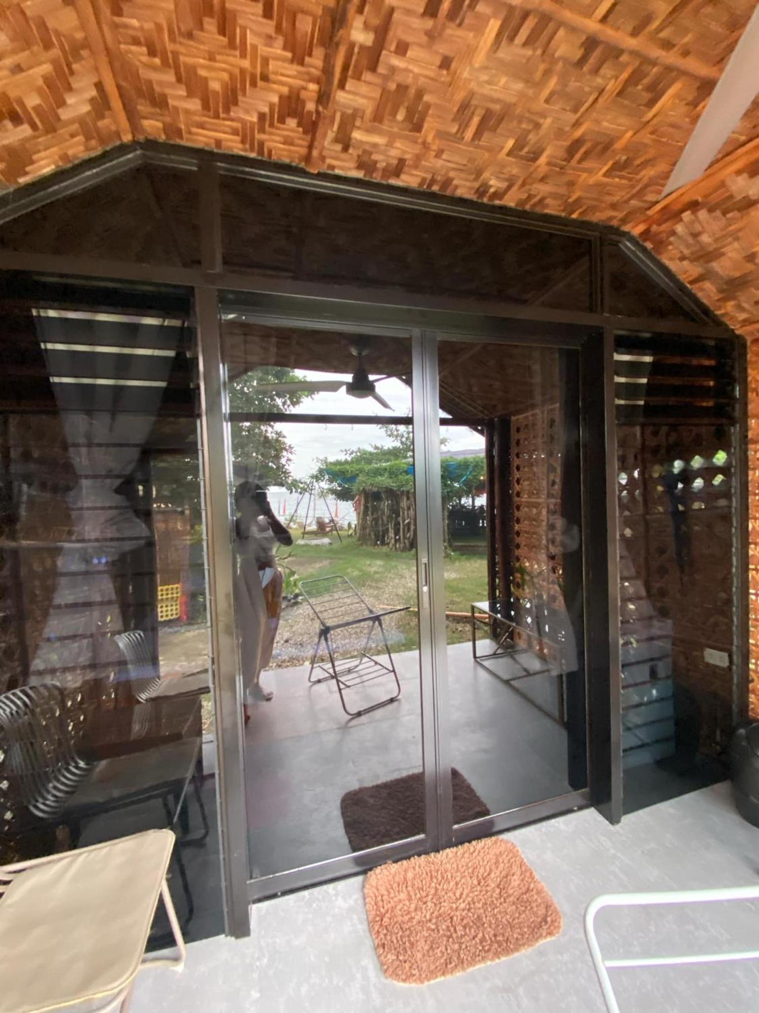 Jush Native And Glamping Hotel Dauis Екстериор снимка